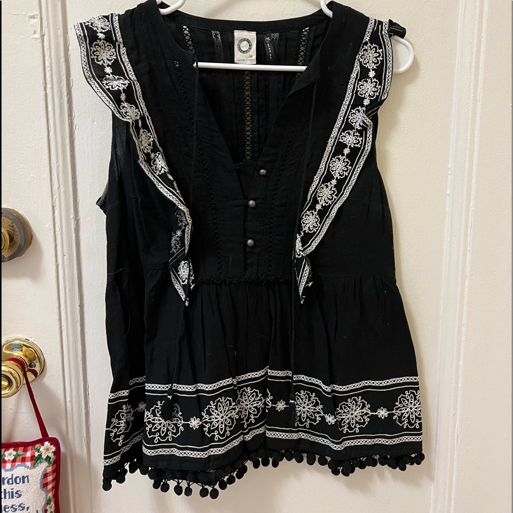 Black and white Anthropologie top